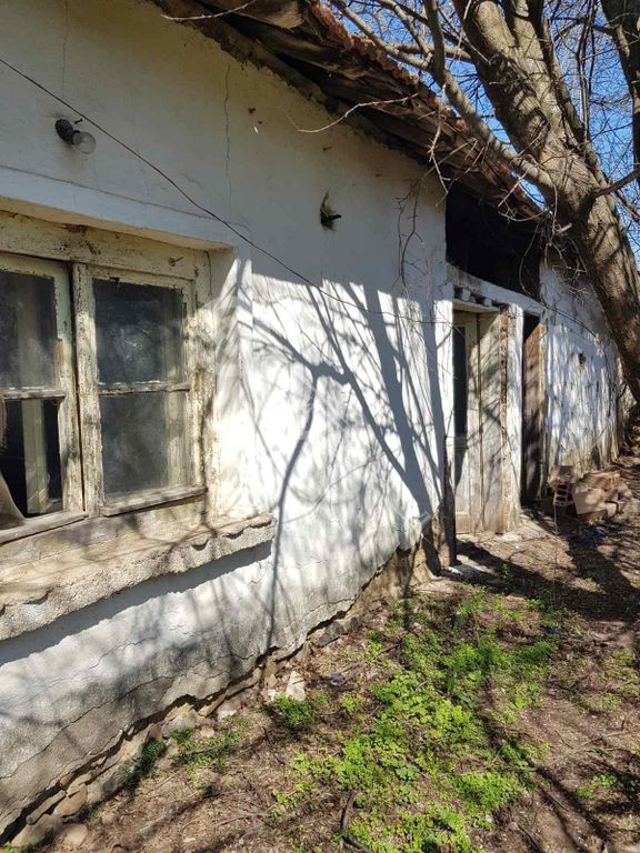 Property photo 3 of 4
