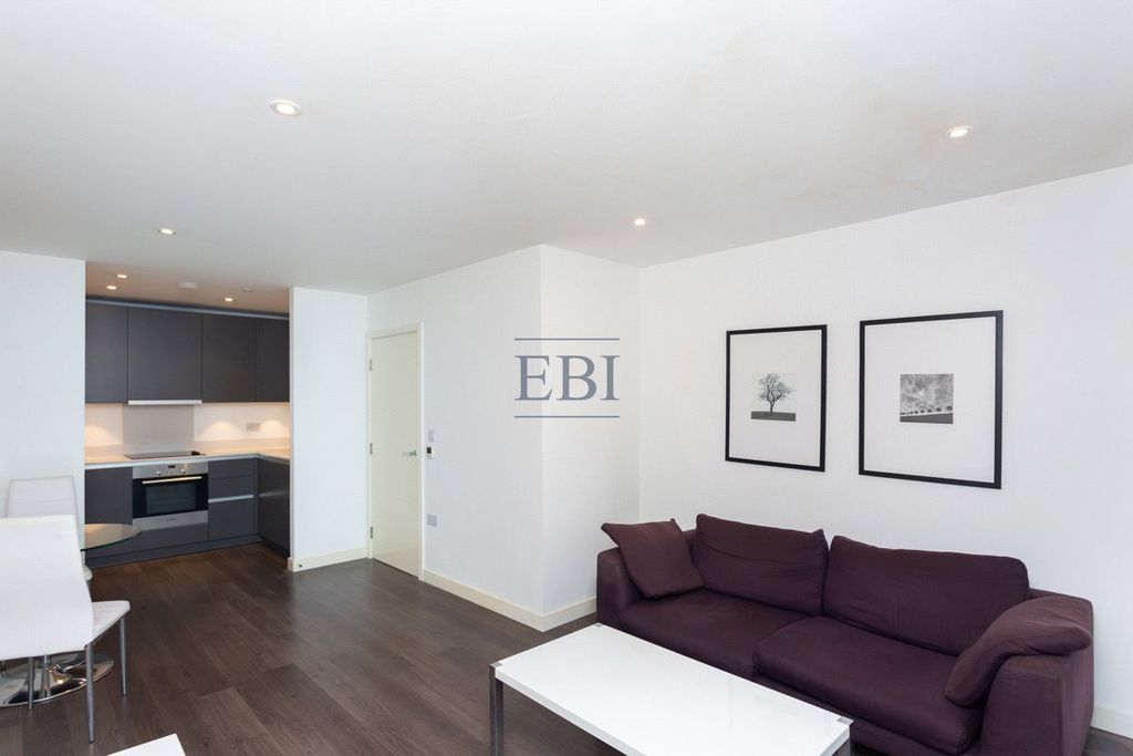 Property photo 1 of 11 Picture No. 16