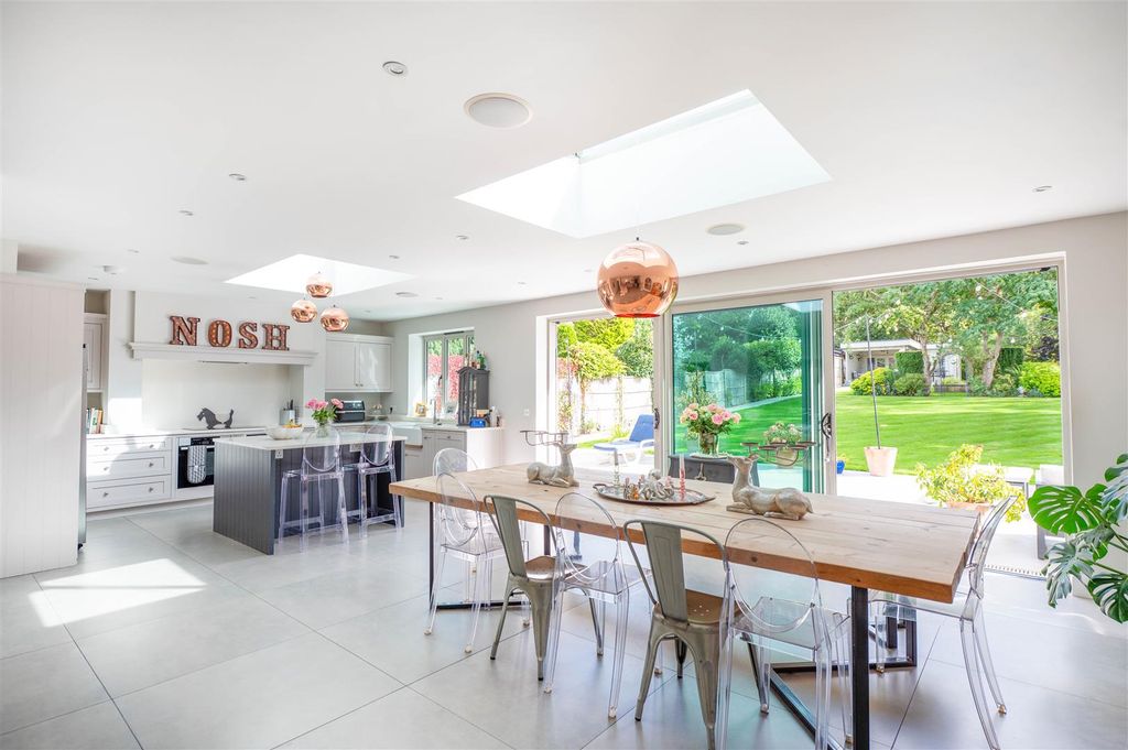 Property photo 2 of 31 20250924-Nz6_6430.Jpg