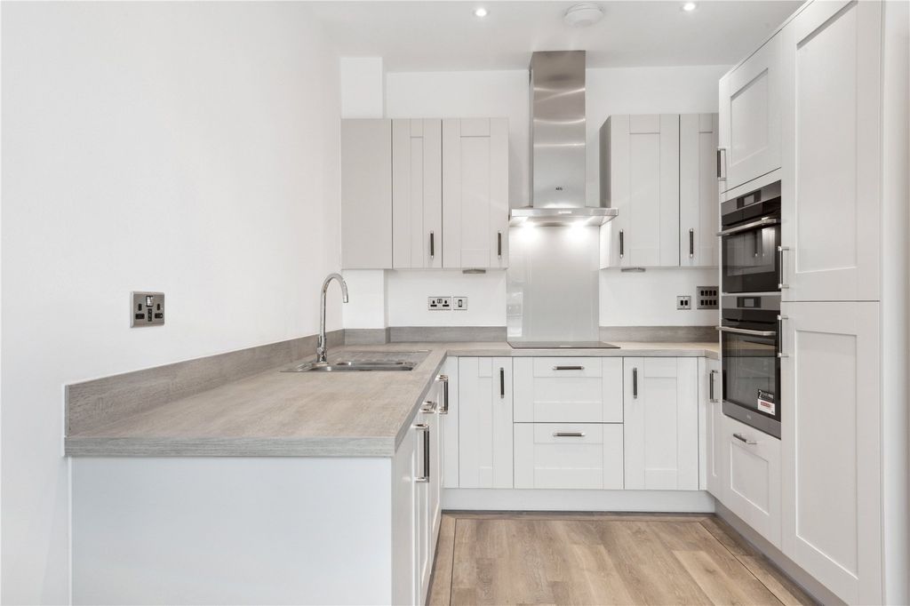 Property photo 3 of 14 Picture No. 22