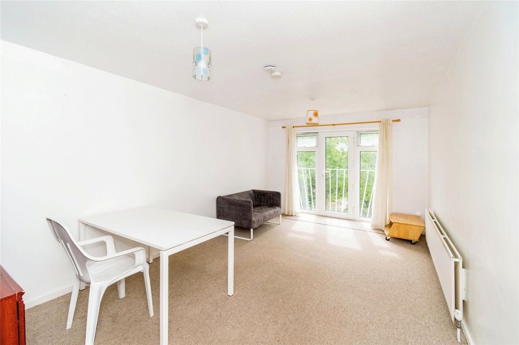 Property photo 3 of 16 Photography