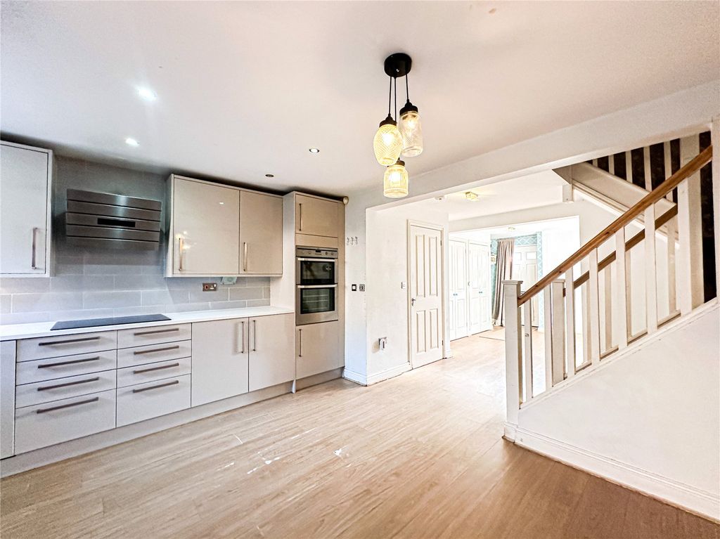 Property photo 3 of 18 Picture No. 15