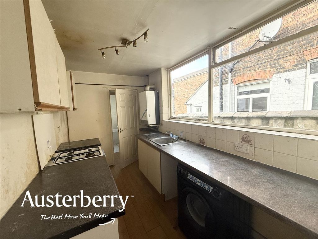 Property photo 3 of 11 Img_5414.Jpg