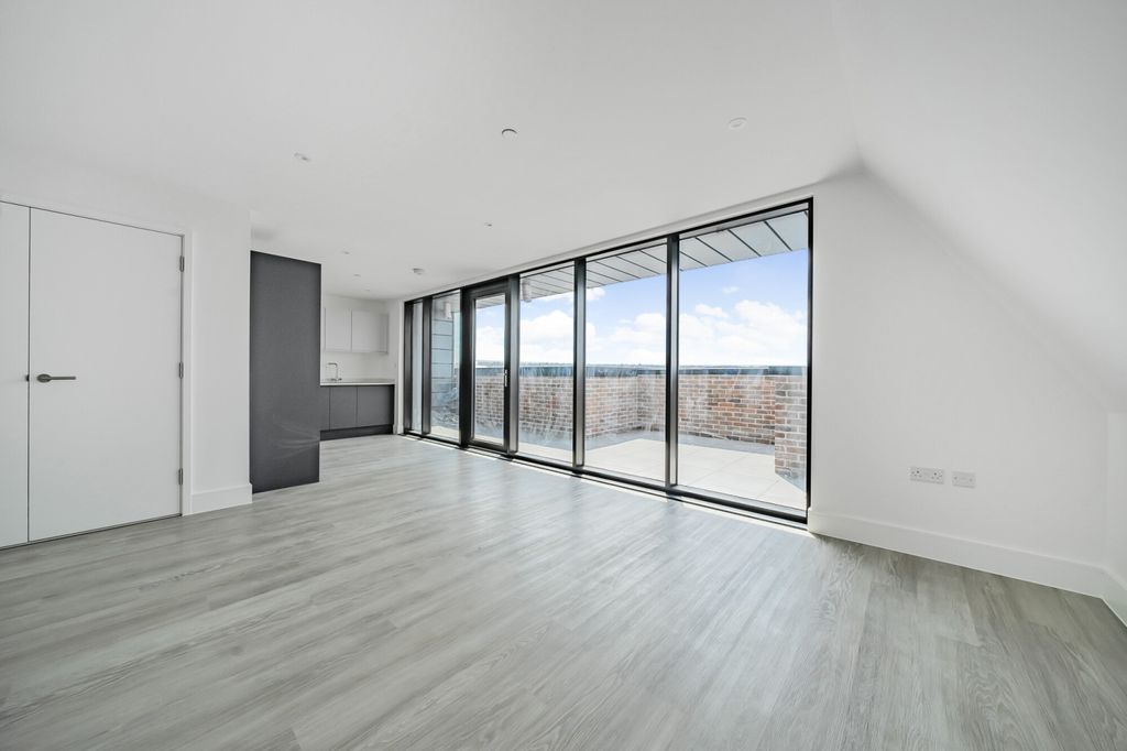 Property photo 1 of 14 Living Area