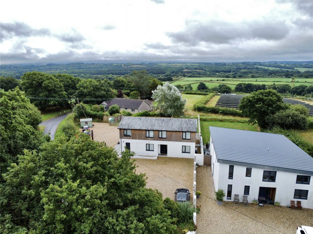 Property photo 1 of 15 Overview
