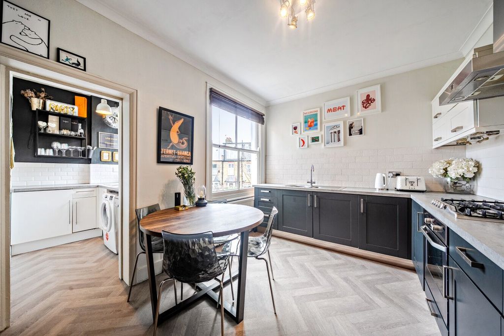 Property photo 3 of 9 Picture No. 08