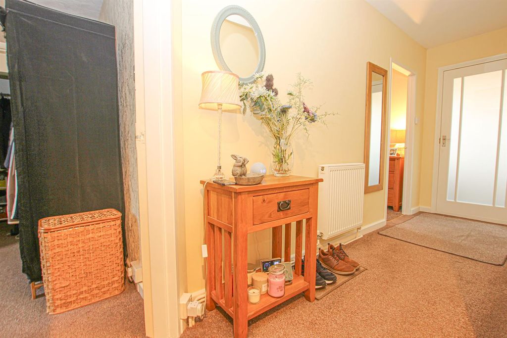 Property photo 2 of 13 Img_8317 Hall.Jpg