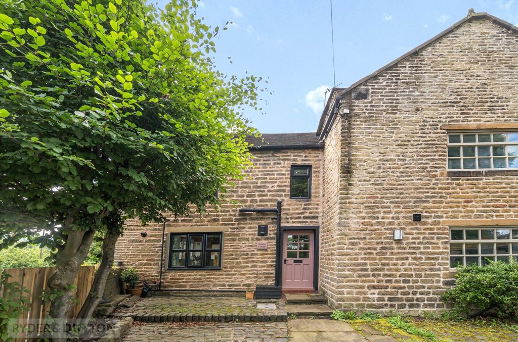 Property photo 1 of 23 Front External