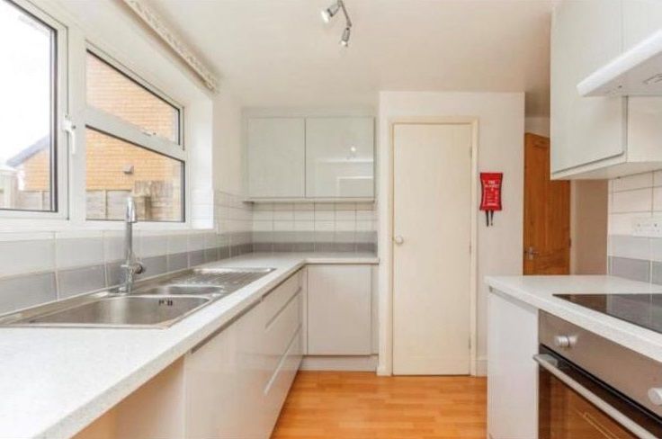 Property photo 2 of 3 Kitchen