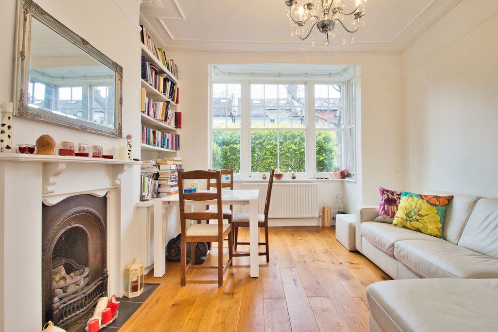 Property photo 2 of 14