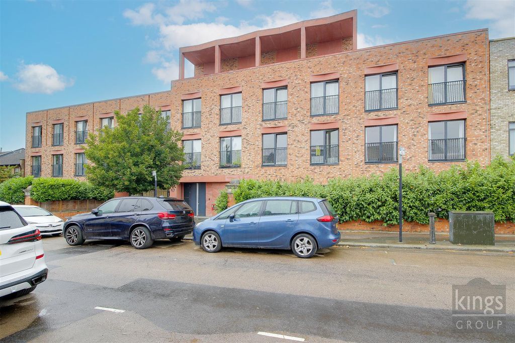 Property photo 1 of 18 18.Jpg