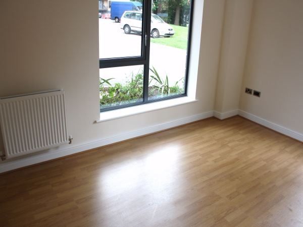 Property photo 2 of 6