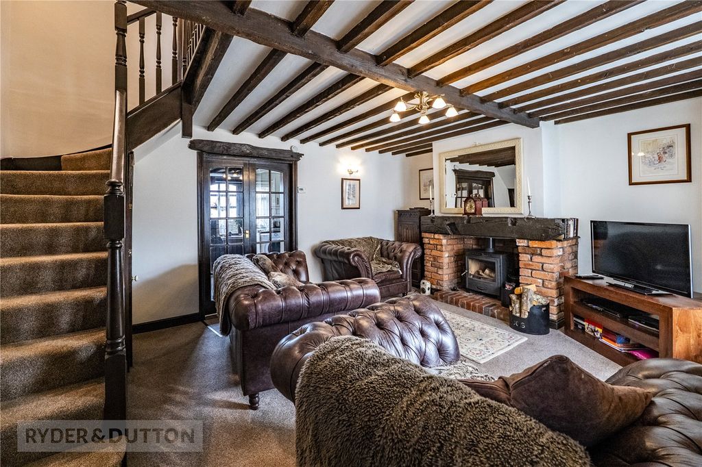 Property photo 2 of 19 Living Room