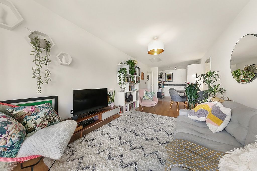 Property photo 2 of 12 Picture No. 01