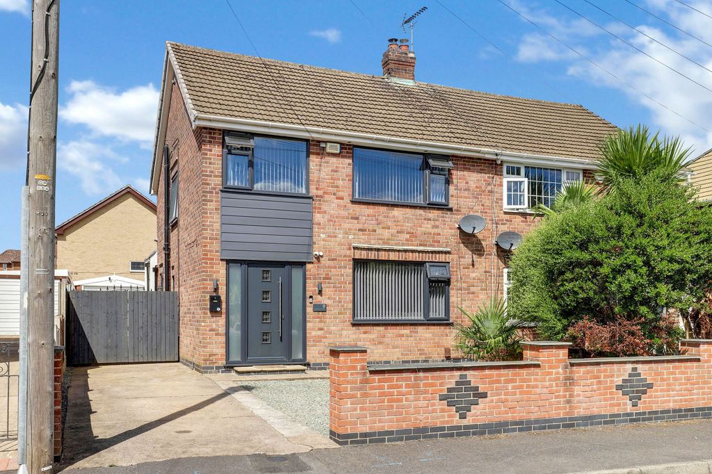 Property photo 1 of 22