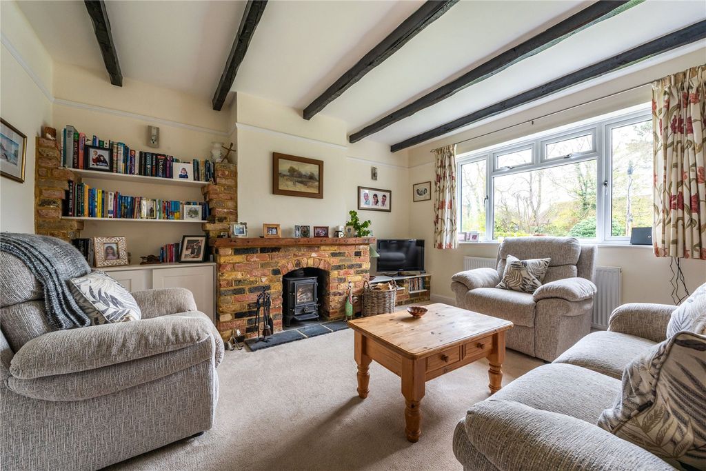 Property photo 2 of 16 Picture No. 14