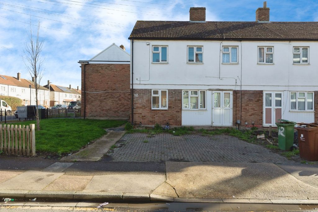 Property photo 1 of 15 Pbox-Img.Jpg