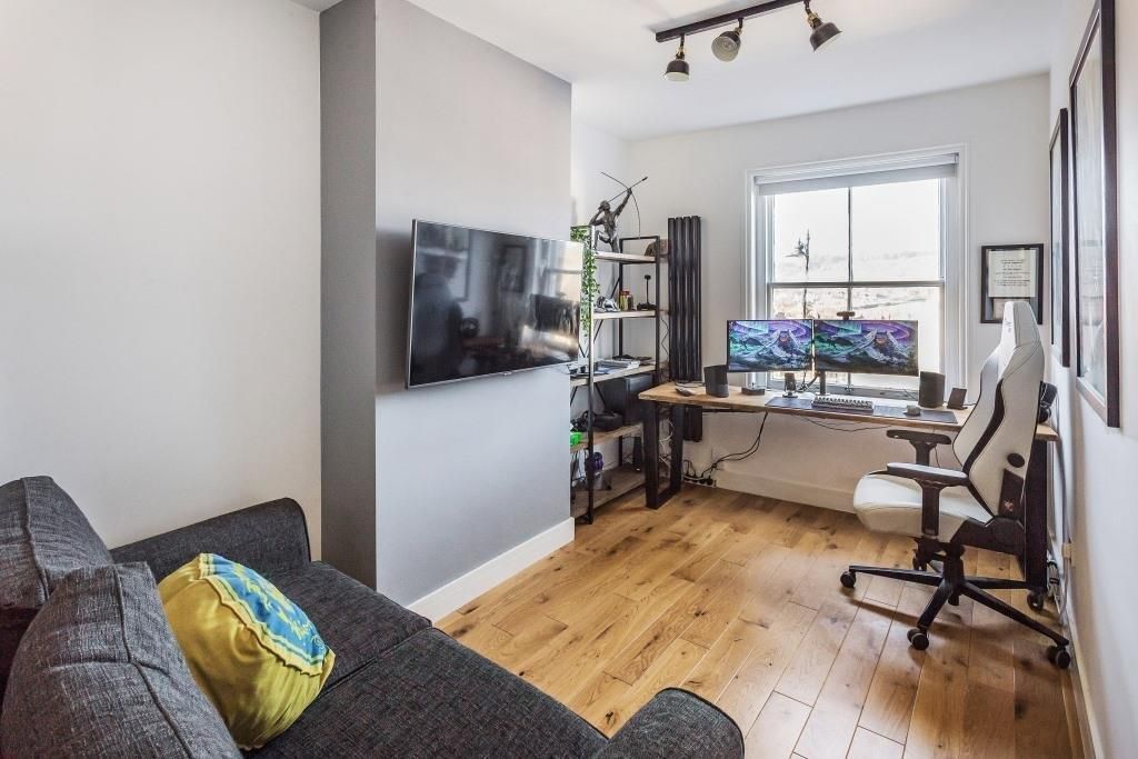 Property photo 3 of 8