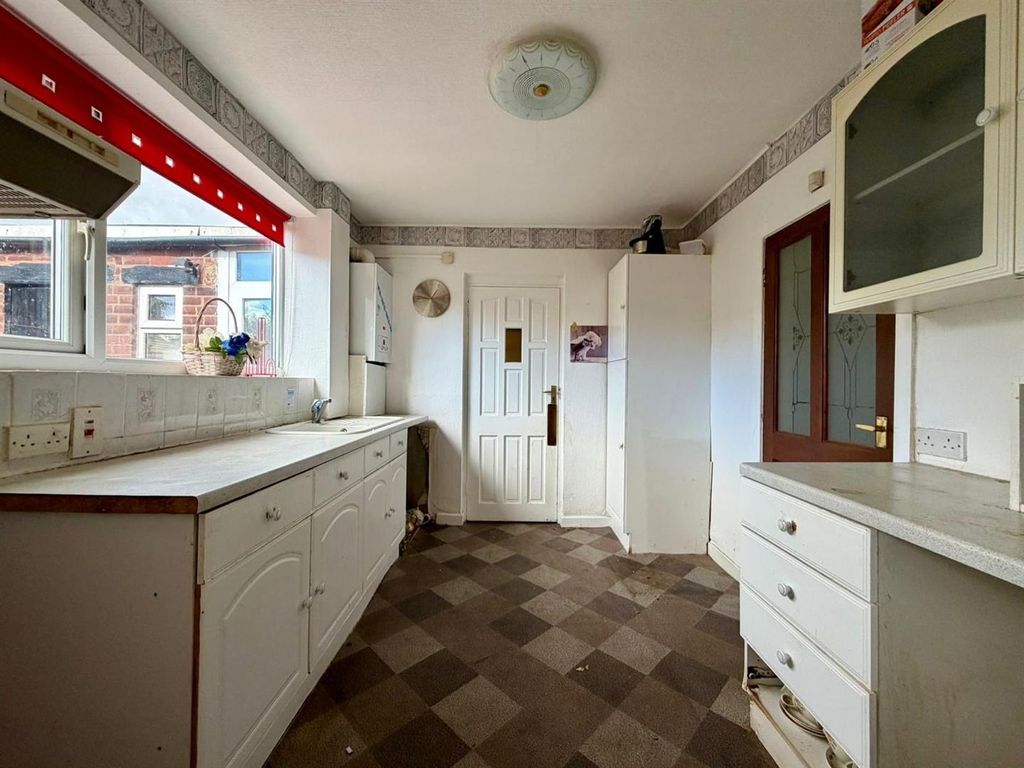 Property photo 2 of 6 94200Aee-4029-478B-B2B5-097065921c6E.Jpg