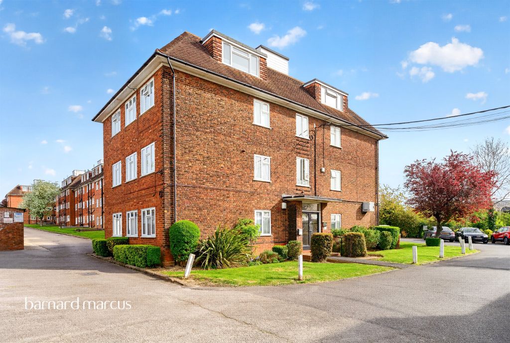 Property photo 1 of 11