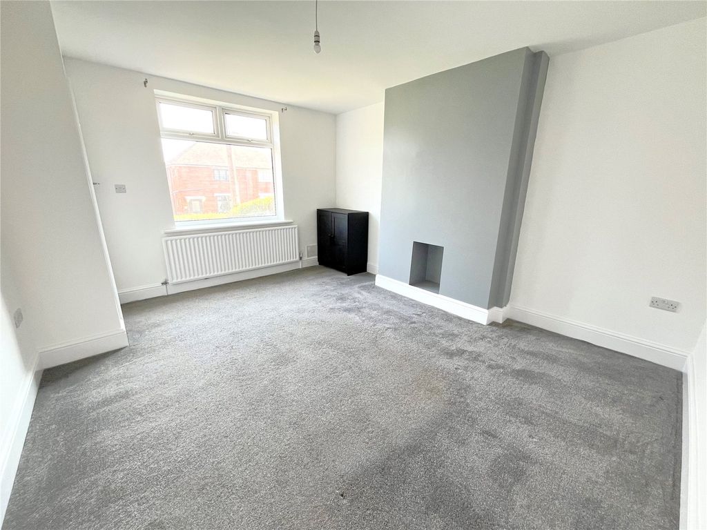 Property photo 2 of 11 Picture No. 05