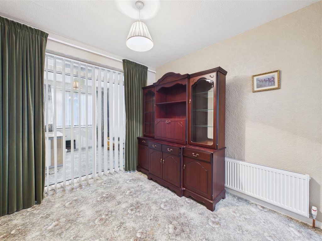 Property photo 3 of 14 Cam05476G0-Pr0313-Still002.Jpg