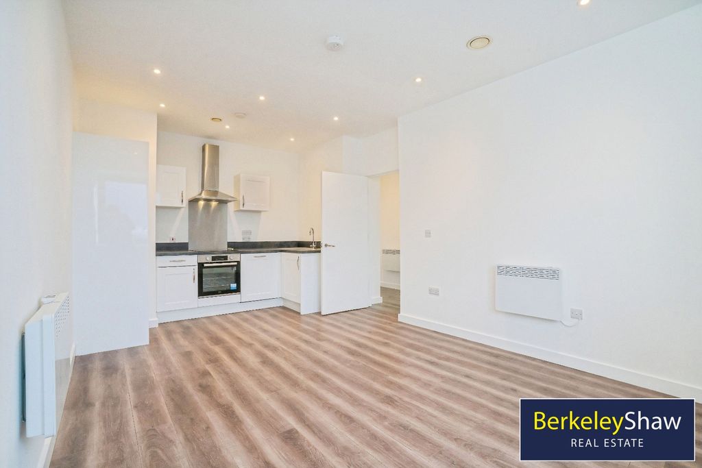 Property photo 2 of 15 Open-Plan Kitchen