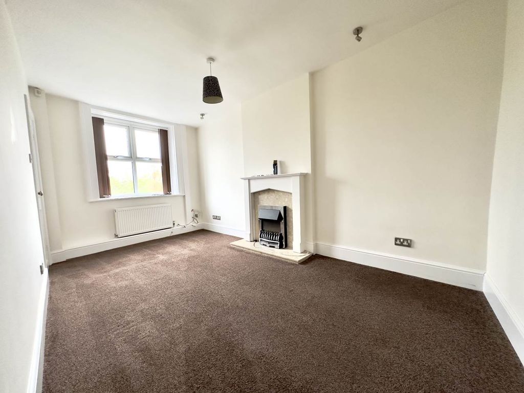 Property photo 3 of 7 Img_0808