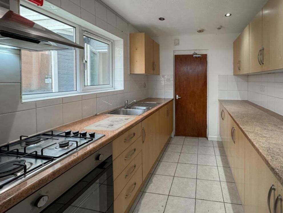 Property photo 2 of 6 2