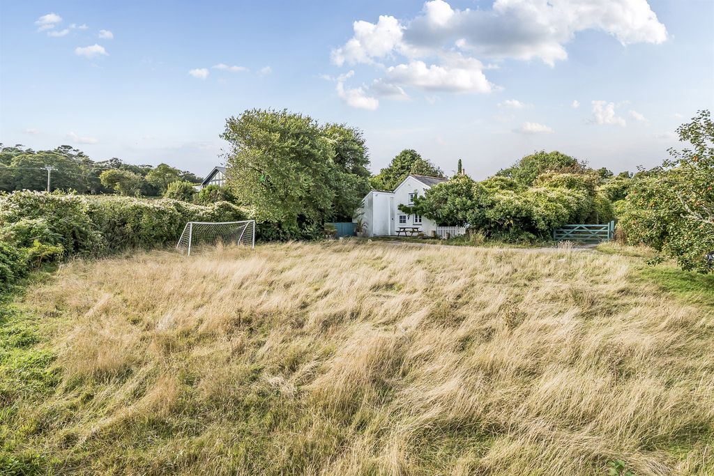 Property photo 1 of 27
