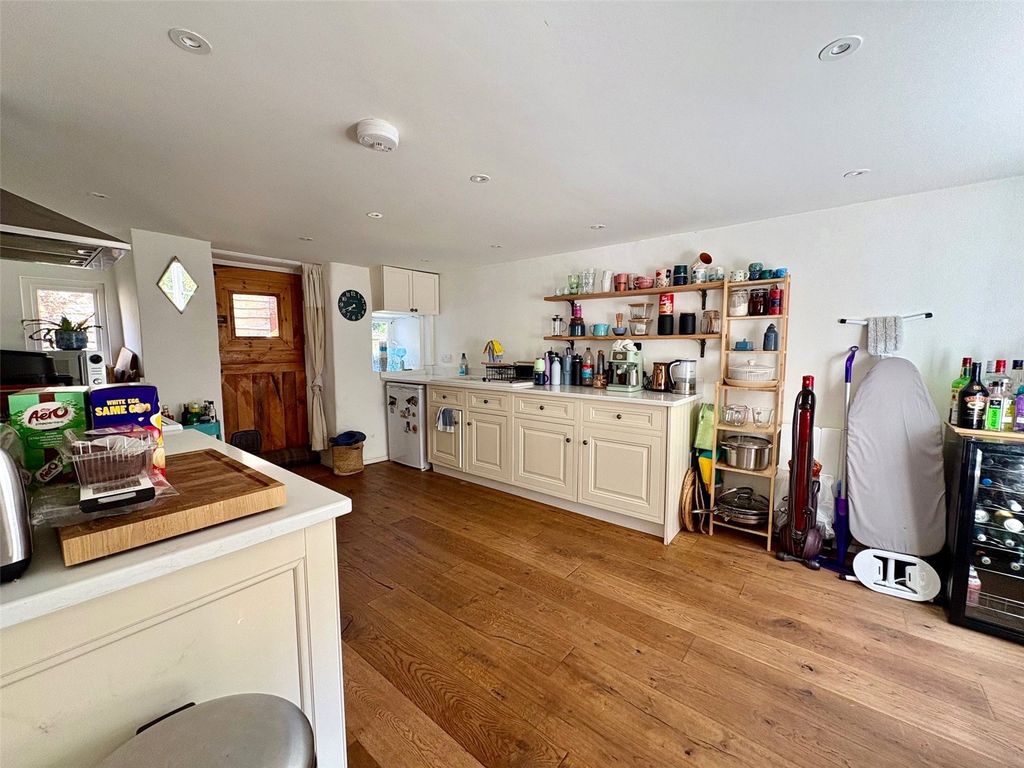 Property photo 3 of 12 Picture No. 22