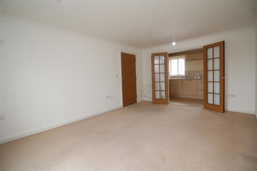 Property photo 2 of 8 Img_3036.Jpg