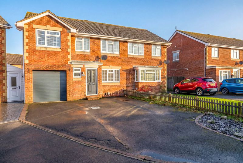 Property photo 1 of 18 Photo 2