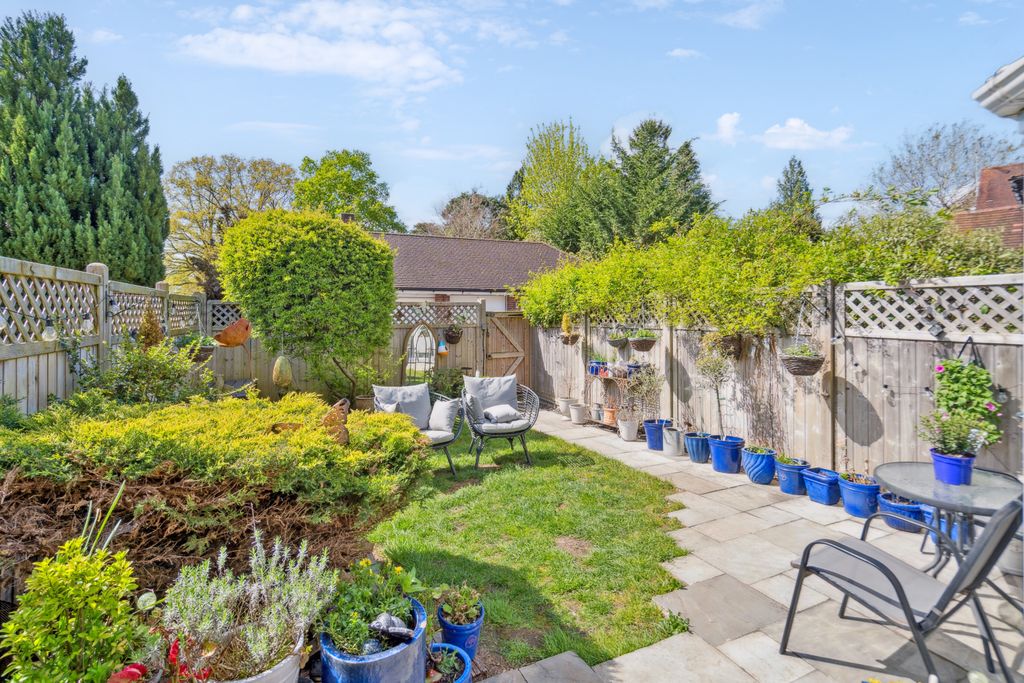 Property photo 3 of 17 Picture No. 32