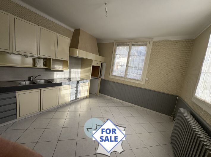 Property photo 3 of 16