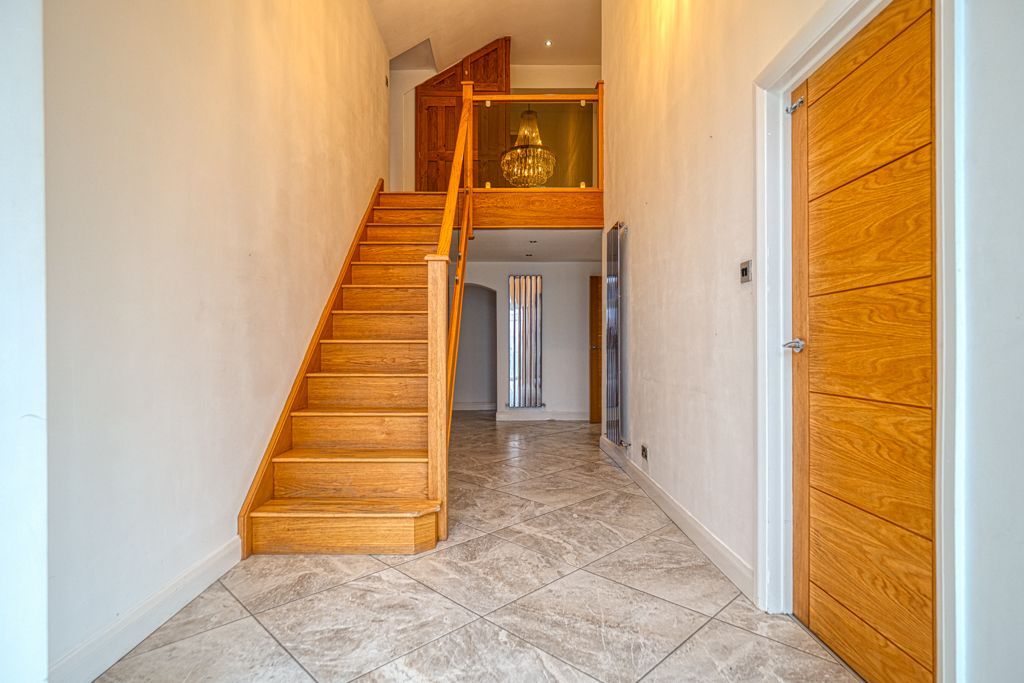 Property photo 2 of 44