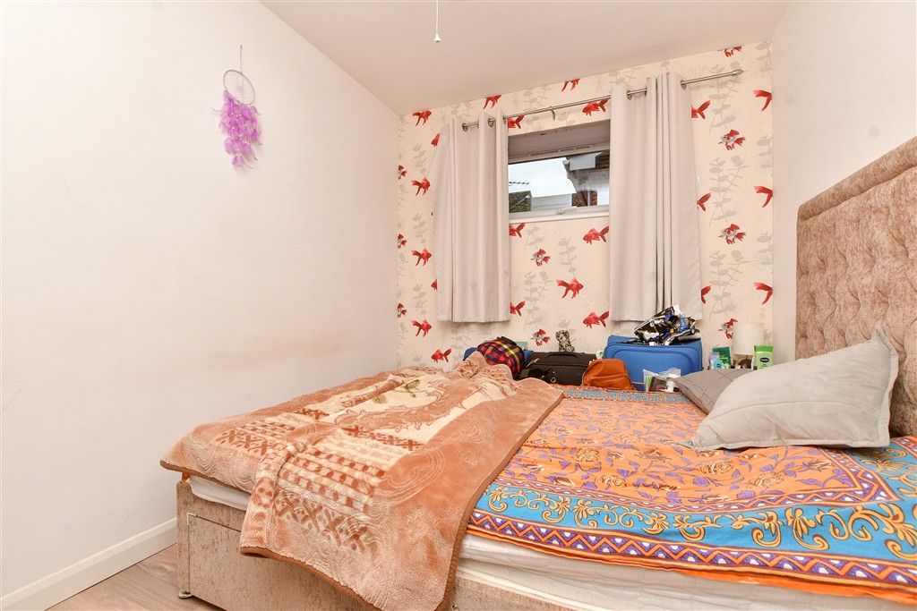 Property photo 1 of 5 Bedroom 1