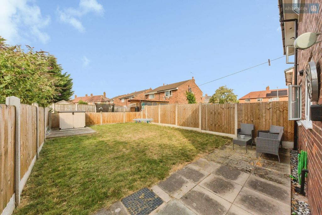 Property photo 2 of 19 Pbox-Img.Jpg