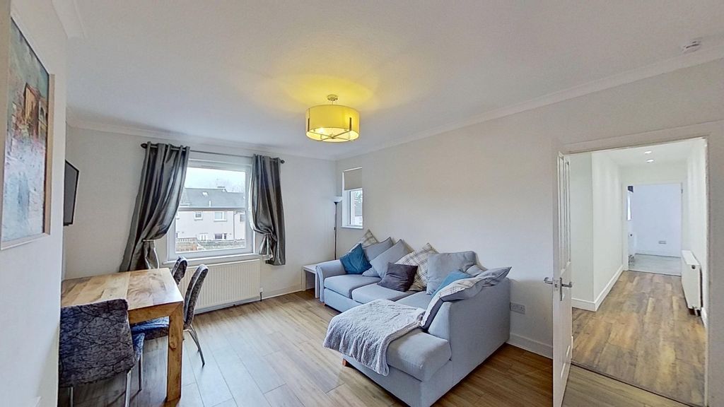 Property photo 3 of 19 Photo 3