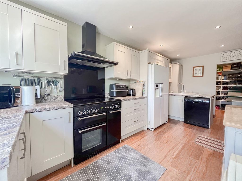 Additional image 8 of 4 bed detached house for saleCuckoo Drive, Heathfield TN21