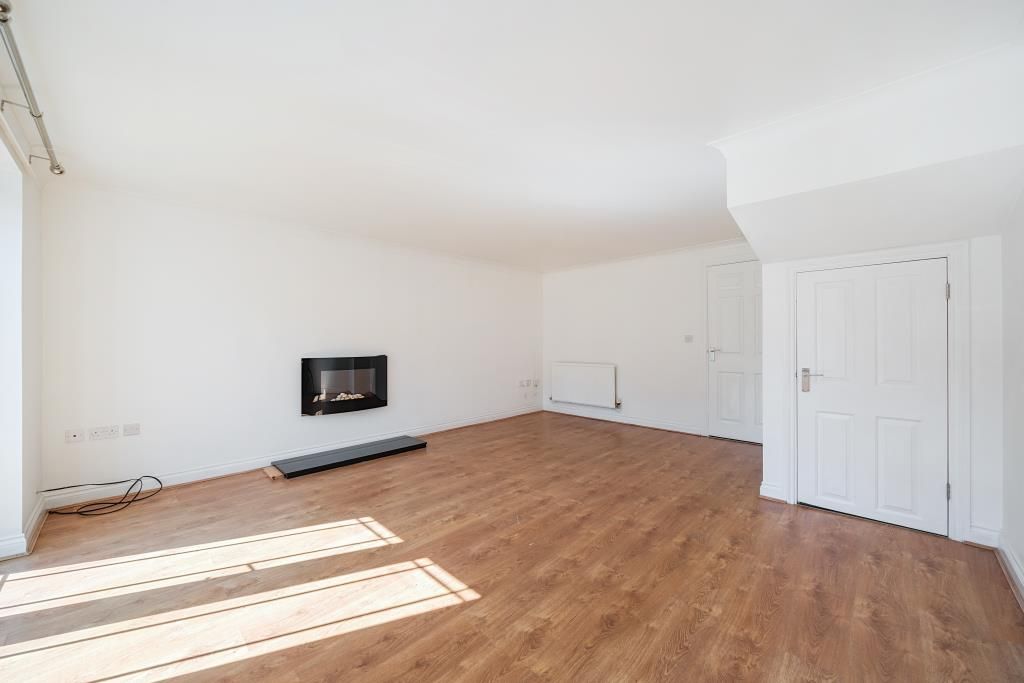 Property photo 3 of 23 Reception Room