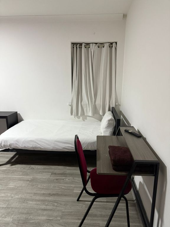 Property photo 2 of 4