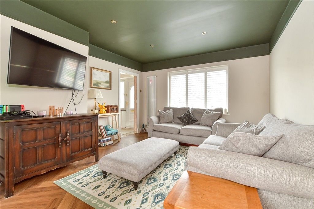 Property photo 2 of 10 Lounge/Diner