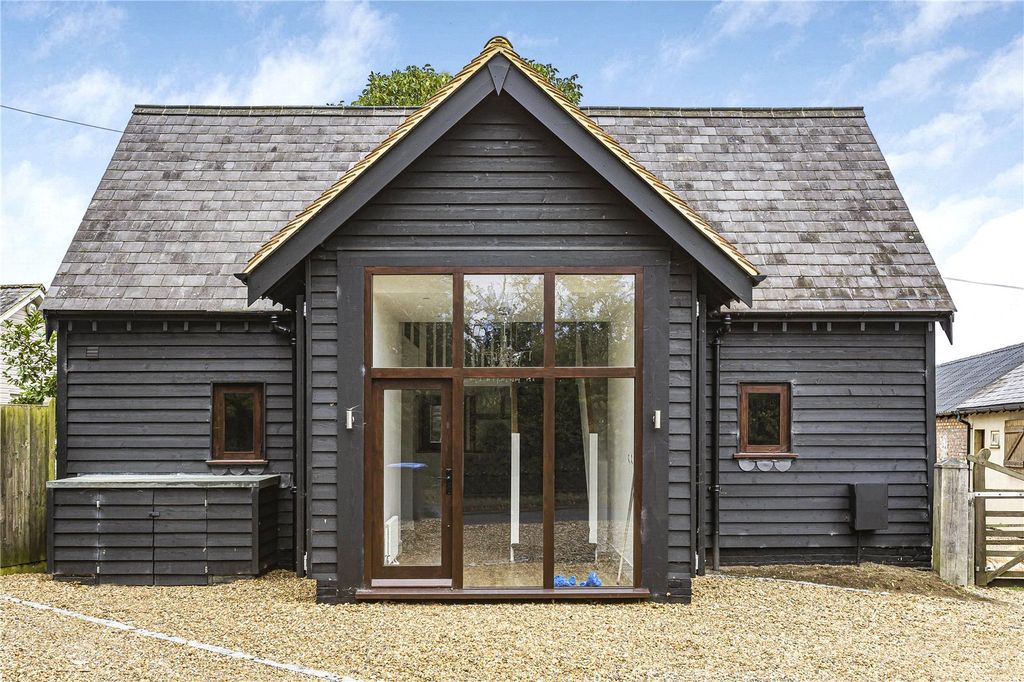 Property photo 1 of 14 Picture No. 23