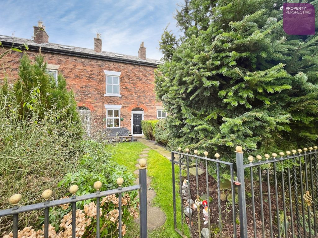 Property photo 1 of 17 Front