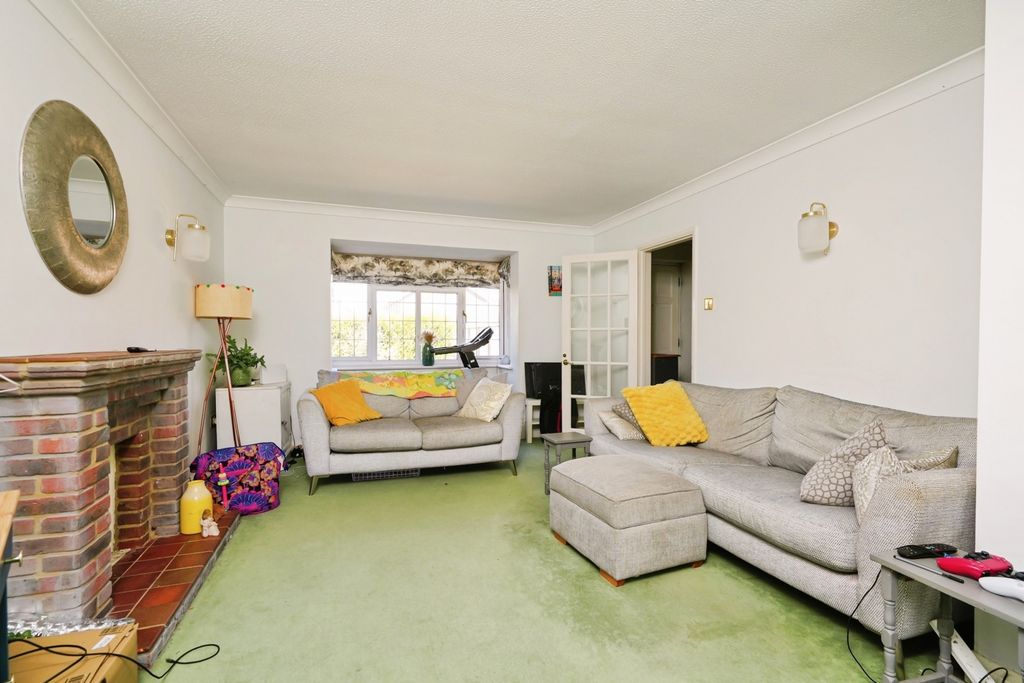 Property photo 2 of 15 Pbox-Img.Jpg