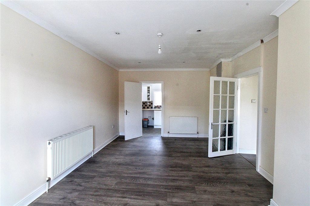 Property photo 3 of 12 Living Room