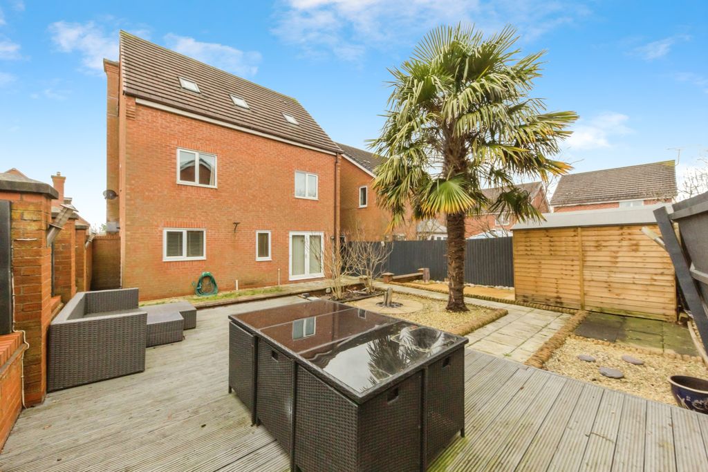 Property photo 2 of 15