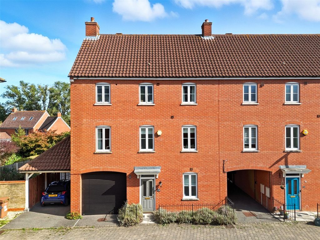 Property photo 1 of 20 Front