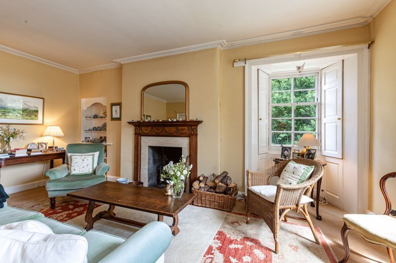 Property photo 3 of 45 Sitting Room